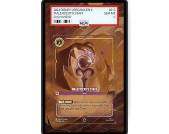 Maleficent's Staff (Enchanted) Kapitel 6 - PSA CSG AGS Graded Card Case, erweitertes Artwork-Display mit GradeGuardian-Schutz