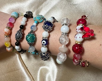 Pulseiras elásticas grandes e grossas