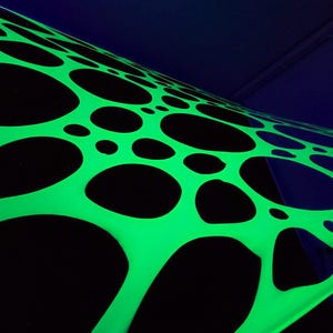 x1 UV Reactive Stretchy neon Green Webbing, Blacklight Party Decor, Rave, Festival,Sensory Room, tapestry wall hanging,ceiling canopy events