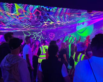 x1 UV reactive Trippy Rainbow stretchy Webbing, Neon Decor, Rave, tapestry, psytrance, Blacklight party decoration wall hanging