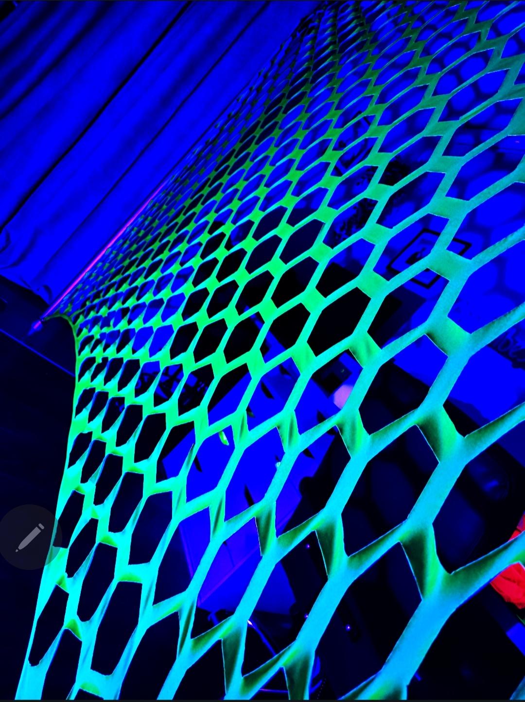 Ceiling Rave UV Reactive Blacklight Green Neon Hex Ceiling Canopy, Glow in Dark ...