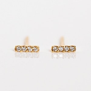 Massief gouden diamanten oorbellen voor dames - elegant staafontwerp, perfect voor dagelijks gebruik, chic cadeau voor haar