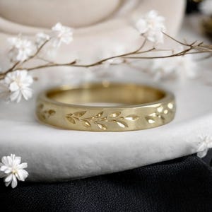 Hand Engraved Vine Ring: Sterling Silver Botanical Band, Nature Inspired