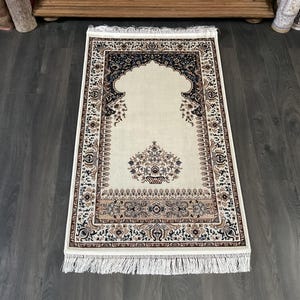 Silk Prayer Mat, 2.6 x 4.1 Ft Beige Prayer Mat, Silk Janamaz Mat, Prayer Rug, Muslim Gift Rug, Bamboo Silk Gift Prayer Rug, Beige Carpet