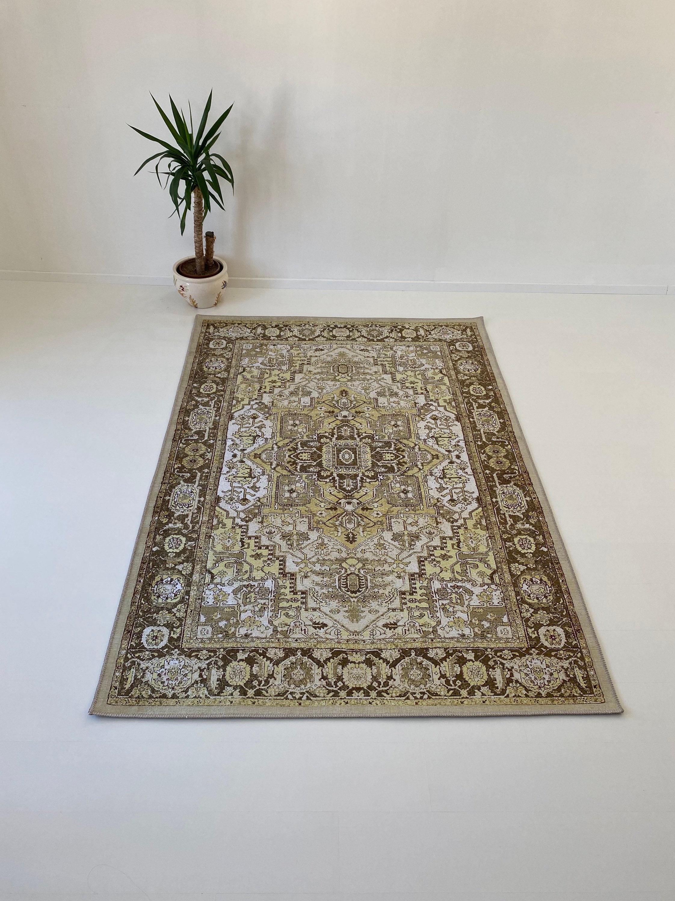 Large Green Rug Persian Rug Heriz Rug Washable Rug 5x7 Etsy