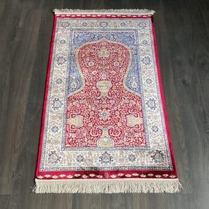 Turkish Prayer Mat , Silk Prayer Rug , Silk Sajjada Rug , Red Prayer Mat , Bamboo Prayer Rug , 2.6x4.1 Ft , Sejadah For Prayer Rug