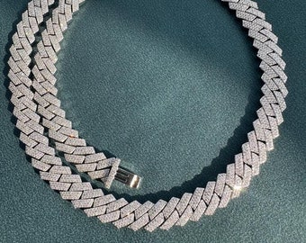 Unleash Your Inner Rapper with Gold Miami Cuban Chains and Iced Out Natural Diamond Chains: Iconic Cuban Link Chains for Hip Hop Jewelry