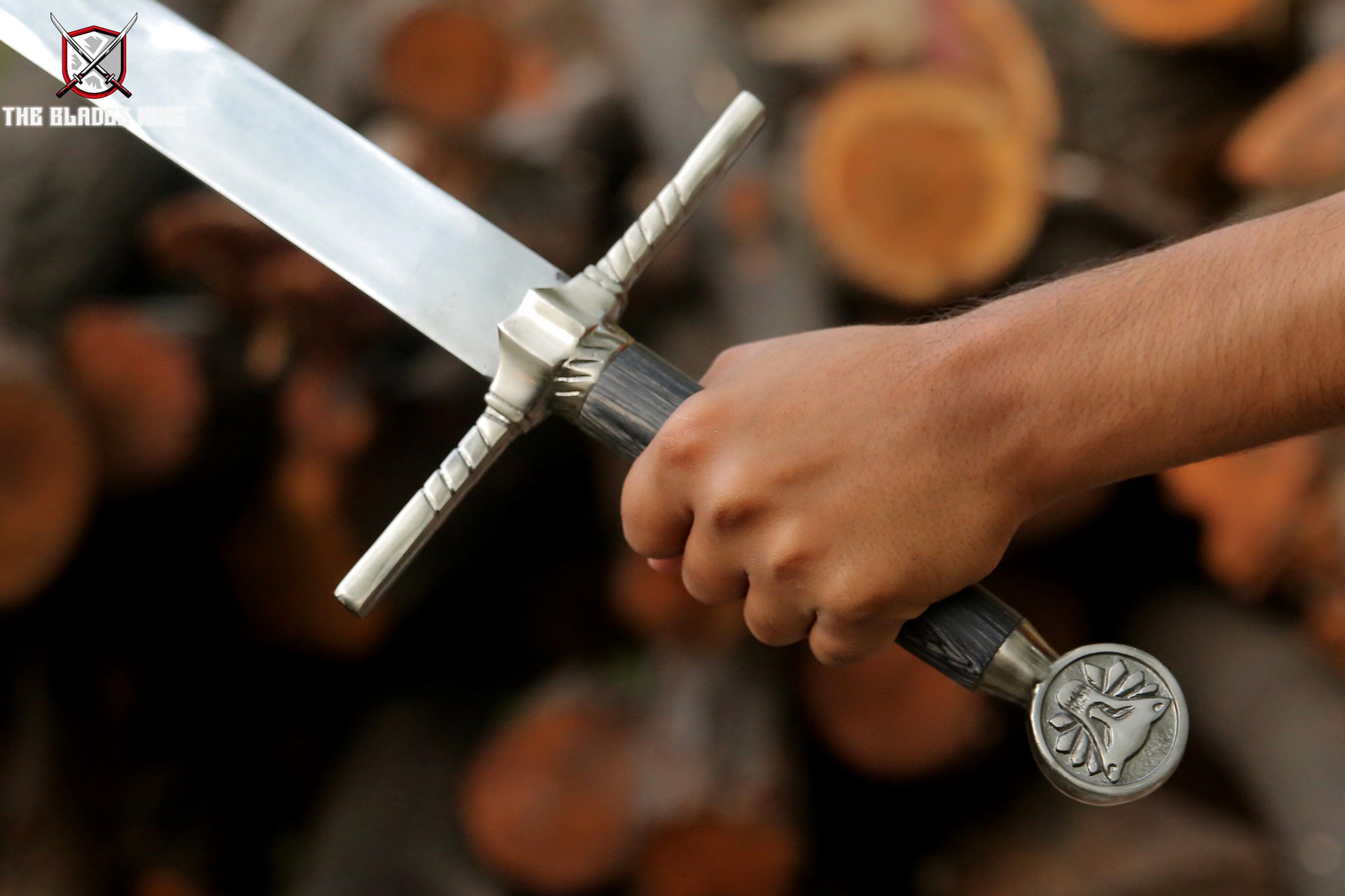 Grandmaster Witcher Wolven Silver Sword 3D Printable (Instant Download) 