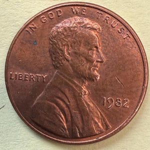 1982 Lincoln Penny Small Date 3.11g Copper Red Color, Transitional Variety