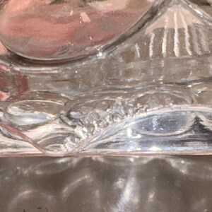 以下が含まれることがあります： つや消し仕上げの、斑点模様のセラミックマグカップ3個セット。マグカップはクリーム色、ライトグレー、ダークグレーの色合いです。各マグカップはシンプルでミニマリストなデザインで、コーヒーや紅茶に最適です。
