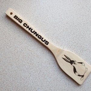 BIG CHUNGUS - Bugs Bunny Meme - Kitchen Spatula // Gift Dankmemes Meme Culture Cooking Kitchenware