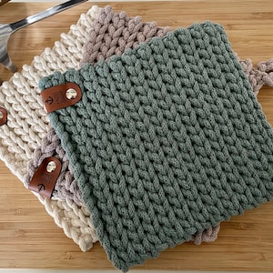 Crocheted pot holders / coasters / kitchen helpers / handmade image 1