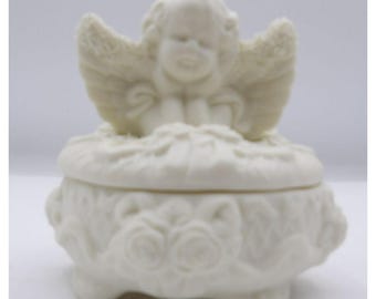 Cherub Trinket Box w Lid White Matte Ceramics Made in China Angel Roses