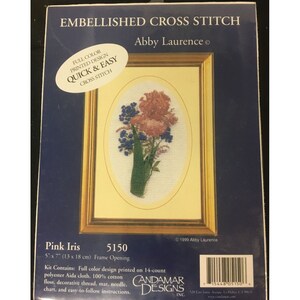 Punto croce decorato con iris rosa #5150 NOS ©1999 Abby Laurence Candamar Designs