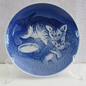Vintage B&G Royal Copenhagen Blue/White Collectible Porcelain 1971 Cat Mother&#39;s Day Plate
