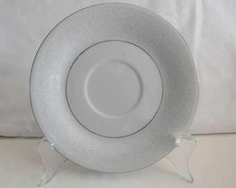 Vintage Crown Ming Jian Shiang Fine China Crochet Pattern Saucers