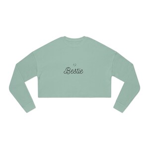 Cozy Vibes Cropped Sweatshirt: Soft Pullover with Raw Hem