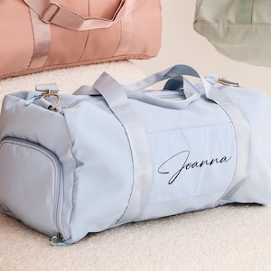 Personalized Name Duffel Bag, Mothers Day Gifts, Cute Overnight Bag for Her, Custom Weekender Bag, Travel Bag, Initial Gym Bag, Hospital Bag