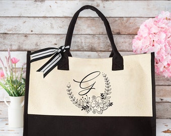 Floral Initial Canvas Bag, Mother's Day Gift, Custom Bridal Party Gift Jute Bag, Letter and Flowers Tote, Simple Daily Canvas Tote Bag