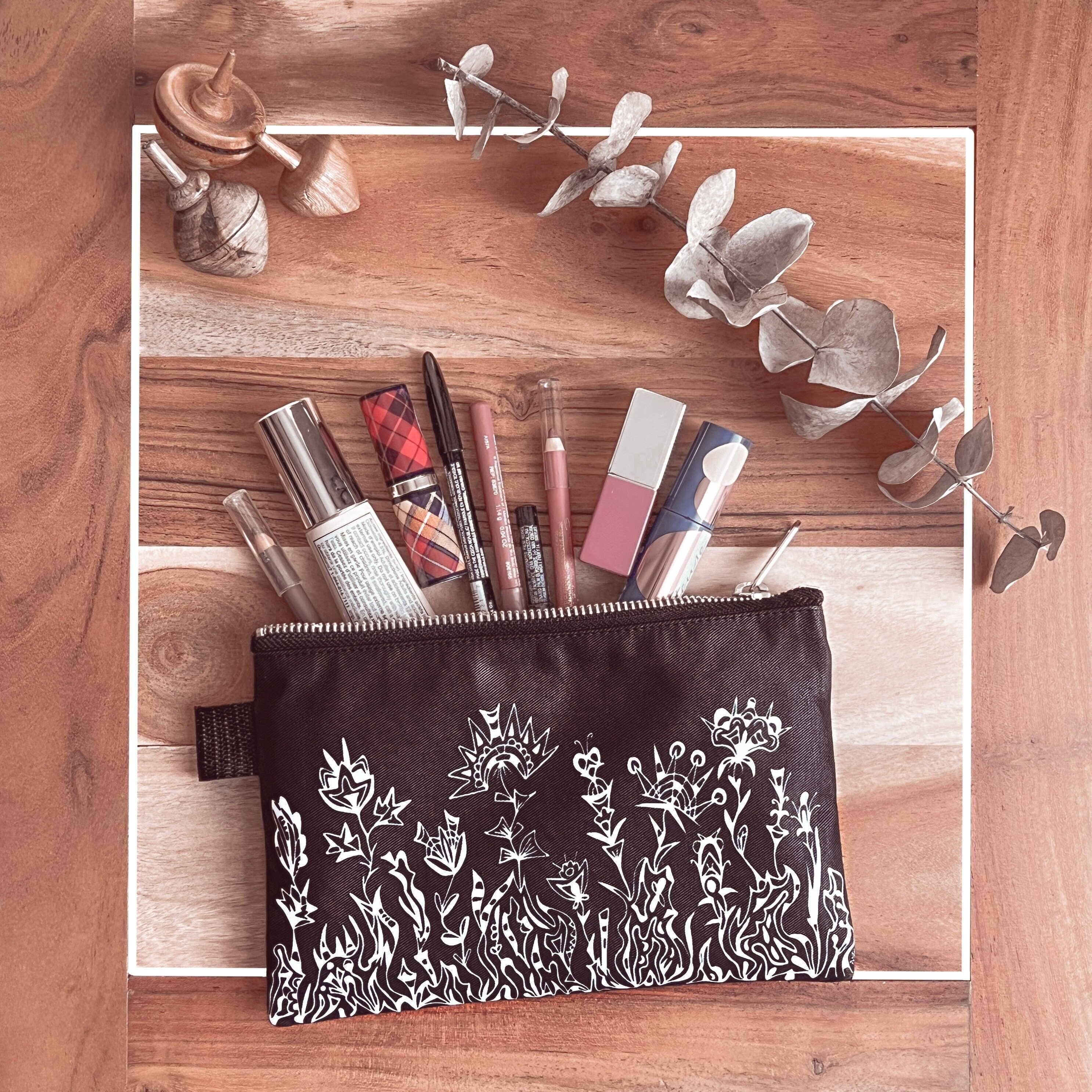 Cosmetics bag, makeup bag, toiletries kit, zipper pouch, pencil case, travel pouch, travel sleeve, Thanksgiving gift for her