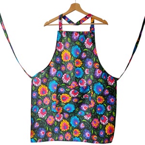 Ready TO SHIP Apron, Kitchen Apron, Cotton Apron, Gift Apron, Apron With Pocket, Bib apron, Cooking apron, Flowery apron, Adjustable apron Black
