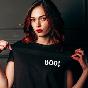 Boo! Minimalist Unisex Short Sleeve Tee