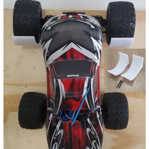 RC Car Wall Hangers Wheel Wall Mount for 1/8 Buggy or 1/10 Truck/Drag Car. Traxxas, T-Maxx, Revo, Summit, etc . 3D Printed.