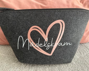 Kulturtasche "Mädelskram" mit Herz aus Filz, Beautybag - Geschenkideen