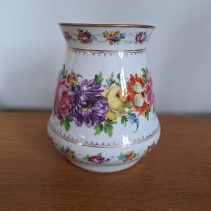 Dresden Helena Wolfsohn Antique Hand Painted latrge Porcelain vase/  1843-1878 stamp on the bottom