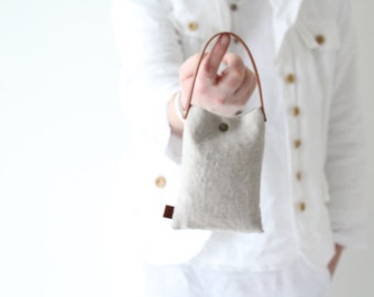 Linen sachet