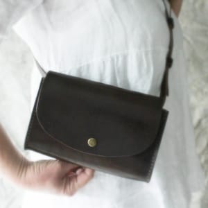 Leather convertible handbag