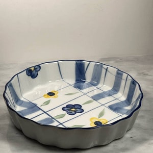 Vintage Floral Dish for Quiche of Tarts