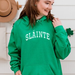 Classic Sláinte Irish St. Patricks Day Athletic Hooded Sweatshirt