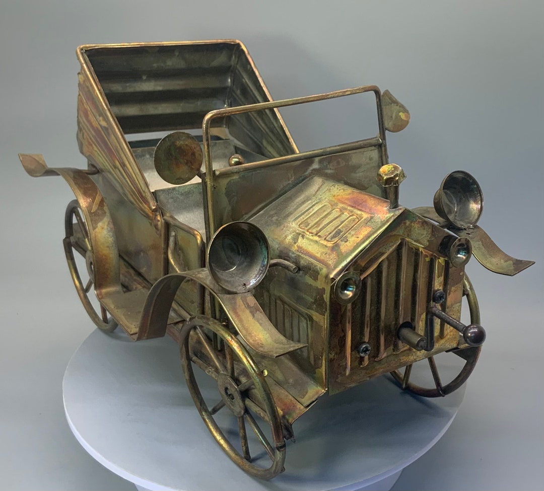 アンティーク雑貨 ARTABURG classic Racer Xmas packag Bar Car Music Box and Decanter Set - Metal Car Decanter