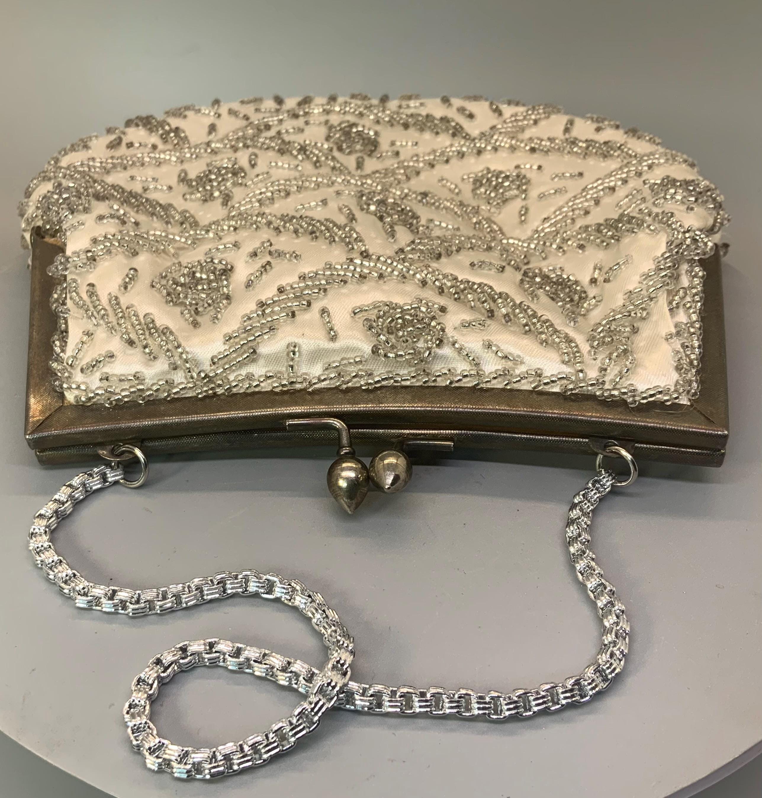 Vintage Grande Maison Blanche British Hong Kong White beaded sequin change purse