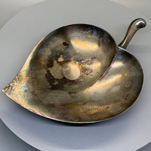 Vintage Silver Plated Leaf Shaped Trinket Dish or Tray