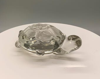 Vintage Clear Glass Sea Turtle Art Glass Paperweight