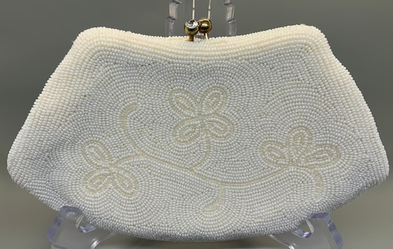 Elegant 1950’s Hand Beaded Clutch-Purse, by Riche… - image 1