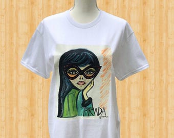 Zie jezelf origineel met een prada, elegant en kleurrijk meisje!