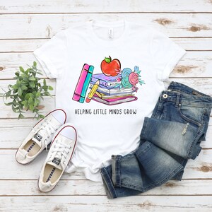 Teacher Shirt, School Teacher Tshirt, Back To School Shirt, Teacher Appreciation Gift, Best Teacher T-Shirt, Helping Little Minds Grow Shirt