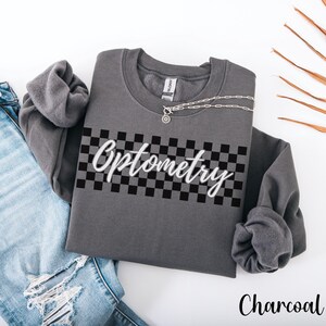 Retro Optometry Sweatshirt, Ophthalmologist Sweatshirt, Optician Checkered Sweatshirt, Optometry Gift, Cute Eye Dr Sweatshirt, Optometrist