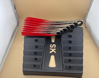 Wrench organizer for SK X-frame ratcheting wrenches