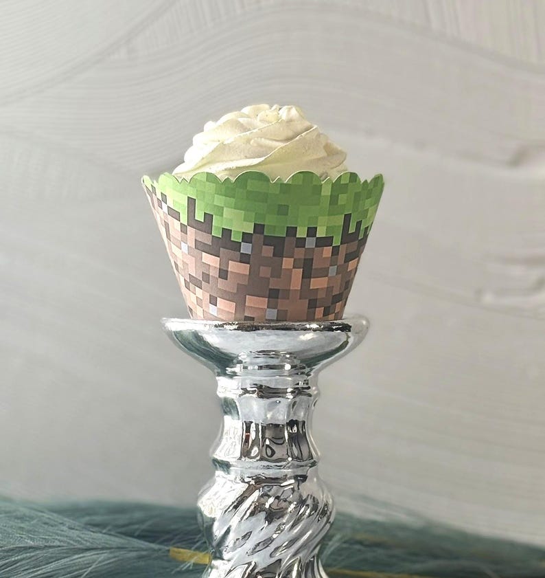 MINER THEME Cupcake Wrappers | Scalloped Edge | Smooth Finish for ...