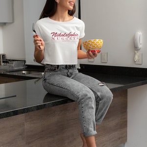 Denver Nuggets Vintage Crop Top | Nikola Jokic | Big Honey Design Co | Champion Women&#39;s Heritage Cropped T-Shirt