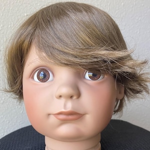 Puppenperücke Größe 14 &quot;- 15&quot; Säugling Passend für die meisten 14 &quot;-15 &quot;&quot;Puppenkopf für Sammlerpuppe Klassische Puppe Antike Puppe Vintage Puppe Hellbraun Kemper.&quot;
