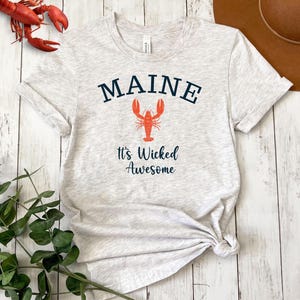 MAINE It's Wicked Awesome Lobster t-shirt Unisex Jersey Short Sleeve Tee ME group family casco bay vacation top new England reunion gift mom