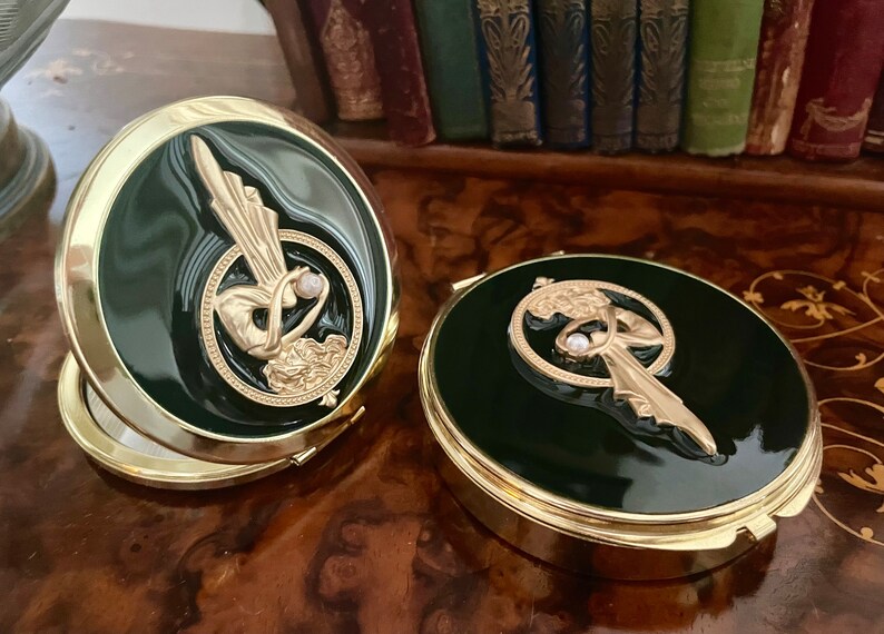 Luxury Handbag Compact Mirror, Emerald Deep Green Glossy Enamel with Art Nouveau Gold Lady Faux Pearl Accent image 9