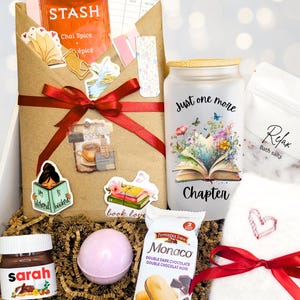 Book Date Box Blind Date with a book Gift Surprise Book Club Date Box Book Lover Basket Bookish Personalized Book Club Gift Bookworm Box Her