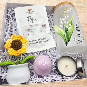 Boîte cadeau d'anniversaire fleur de naissance personnalisée, meilleur panier d'anniversaire pour une amie, cadeau pour se faire chouchouter, boîte soins pour elle, boîte spa pour amie, panier cadeau pour maman, meilleure amie