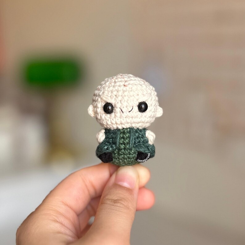 amigurumi pattern, voldemort crochet, nagini amigurumi, seamless crochet, diy pdf tutorial, horror crochet pattern, fan gift, crochet snake, mini crochet pattern, easy crochet pdf, detailed crochet guide, collector’s crochet